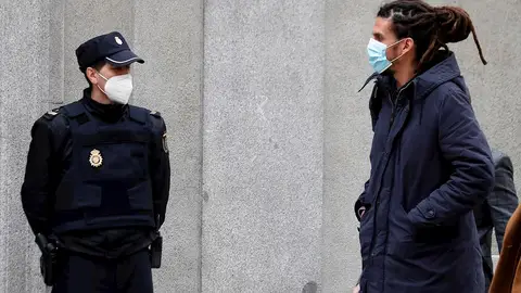 Alberto Rodríguez a su llegada al Tribunal Supremo para declarar como investigado en la causa Alberto Rodríguez a su llegada al Tribunal Supremo para declarar como investigado en la causa