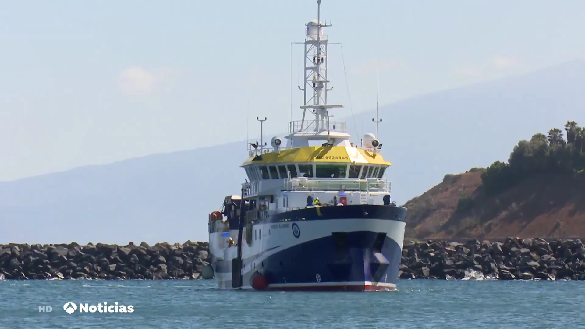 Un buque equipado con un sónar llega a Tenerife para ayudar en la búsqueda de Anna y Olivia Un buque equipado con un sónar llega a Tenerife para ayudar en la búsqueda de Anna y Olivia
