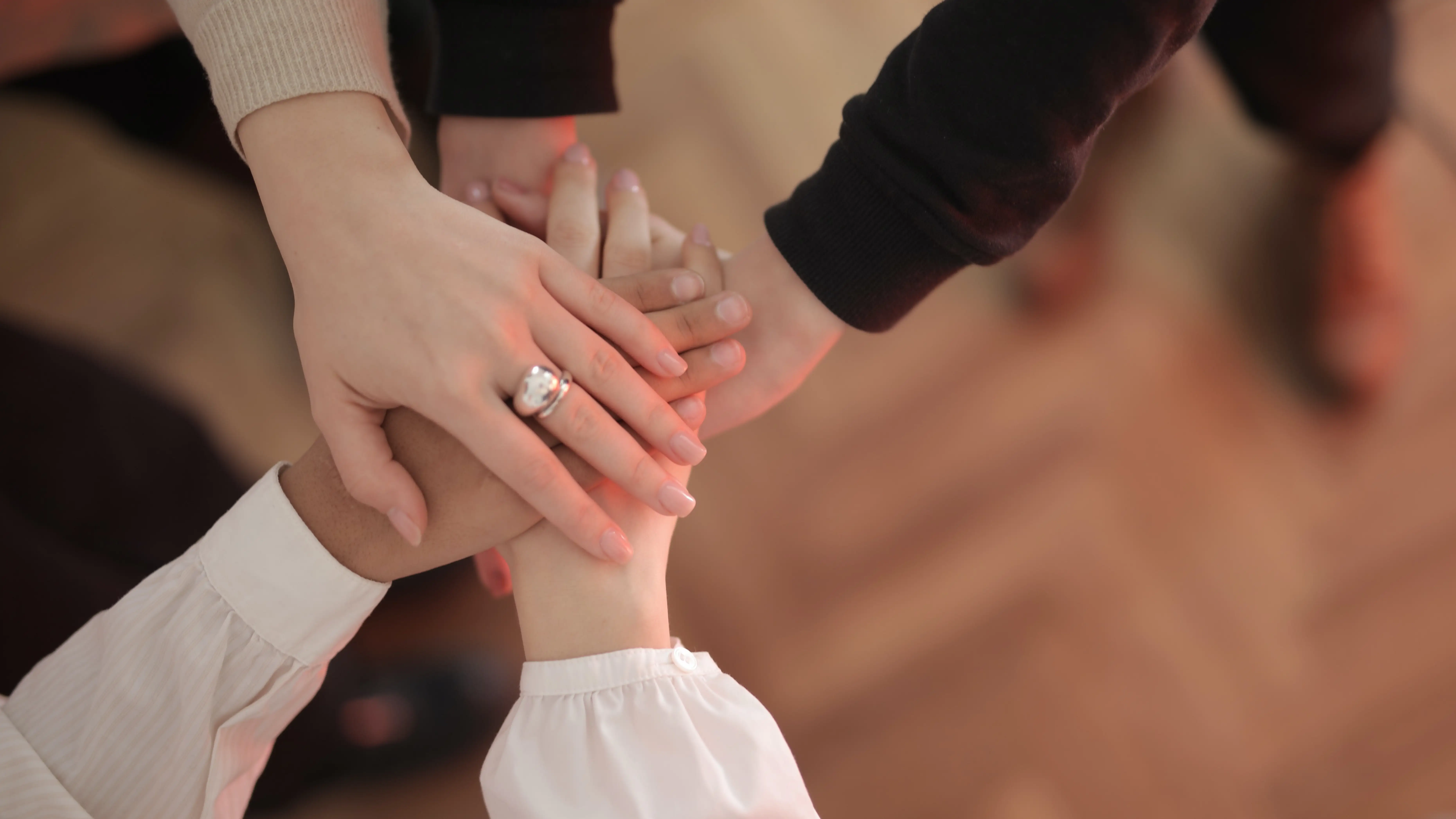 El poliamor, ¿un riesgo para las parejas? El poliamor, ¿un riesgo para las parejas?