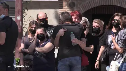 Un hombre mata a su pareja en Alovera y llama a emergencias para alertar del crimen Un hombre mata a su pareja en Alovera y llama a emergencias para alertar del crimen