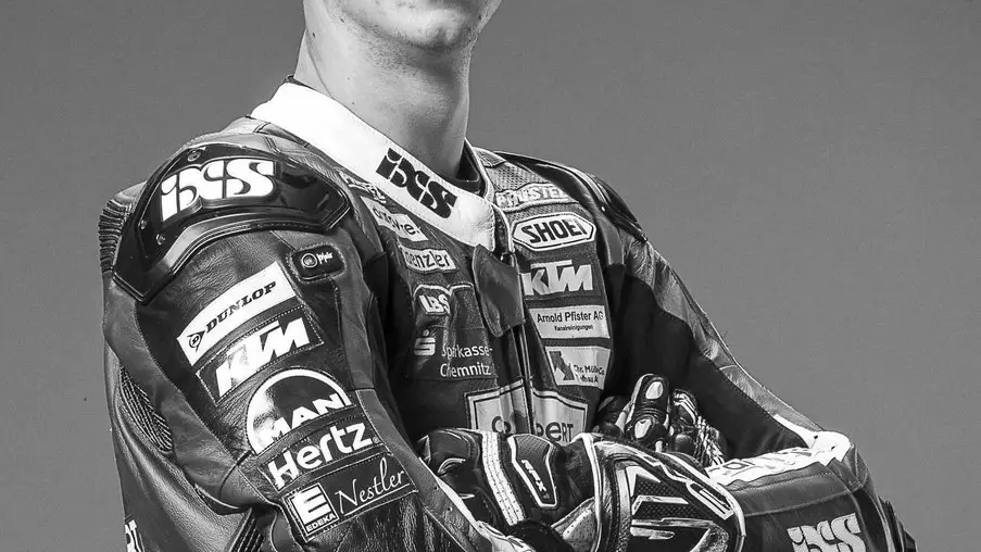 Muere Jason Dupasquier, el piloto de 19 a&ntilde;os que sufri&oacute; un brutal accidente en Moto3 en Mugello
