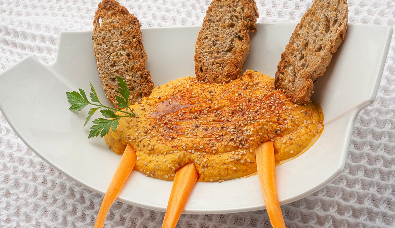 Arguiñano elabora "uno de los platos preferidos de los veganos": hummus de boniato