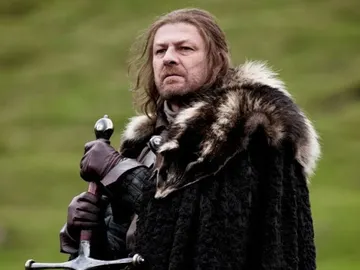 Sean Bean como Ned Stark Sean Bean como Ned Stark