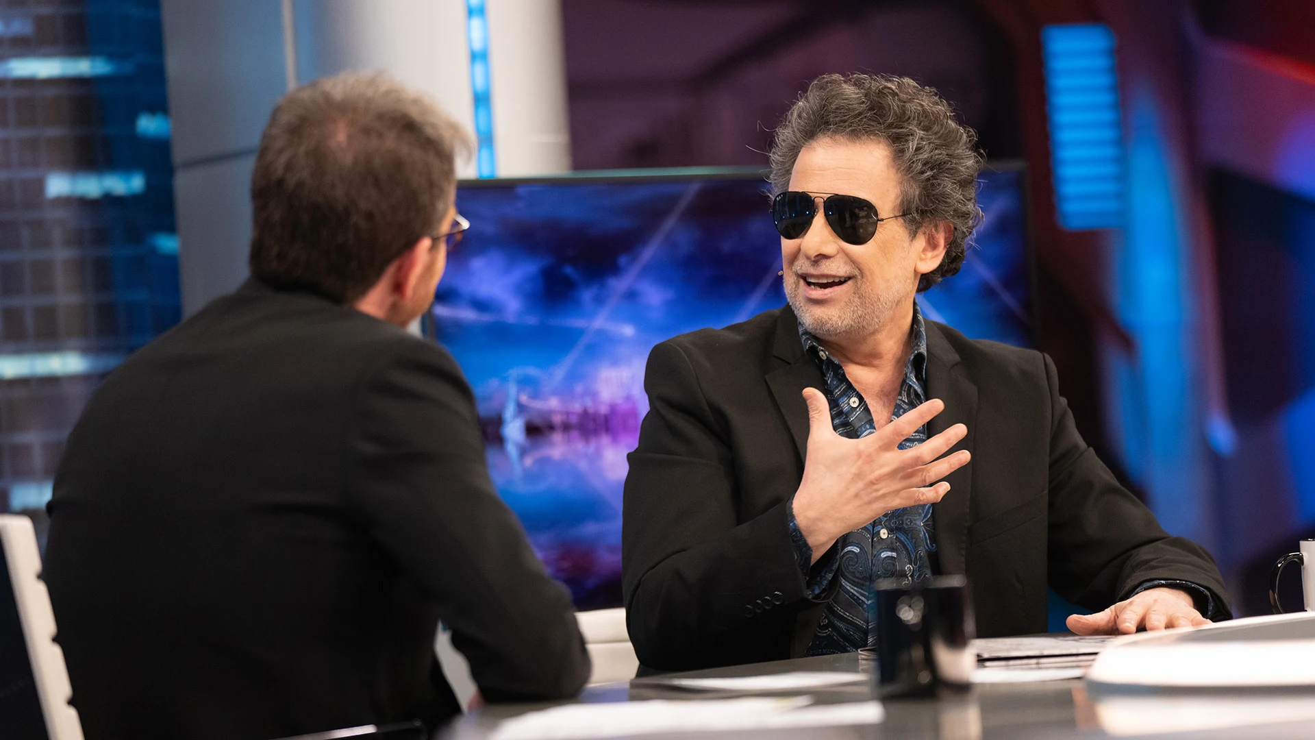 Andrés Calamaro se deshace en halagos hacia Alejandro Sanz: "Un grande entre los grandes" Andrés Calamaro se deshace en halagos hacia Alejandro Sanz: "Un grande entre los grandes"