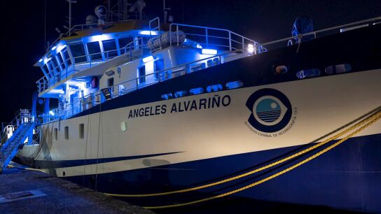 El buque oceanogr&aacute;fico "&Aacute;ngeles Alvari&ntilde;o" dotado con un sonar de barrido lateral y con un robot submarino que se sumar&aacute; a la b&uacute;squeda de Anna y Olivia, las ni&ntilde;as desaparecidas igual que su padre hace m&aacute;s un mes