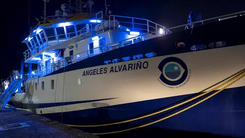 El buque oceanográfico "Ángeles Alvariño" dotado con un sonar de barrido lateral y con un robot submarino que se sumará a la búsqueda de Anna y Olivia, las niñas desaparecidas igual que su padre hace más un mes El buque oceanográfico "Ángeles Alvariño" dotado con un sonar de barrido lateral y con un robot submarino que se sumará a la búsqueda de Anna y Olivia, las niñas desaparecidas igual que su padre hace más un mes