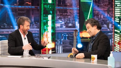 Las nuevas tecnologías, en el punto de mira de Andrés Calamaro: 