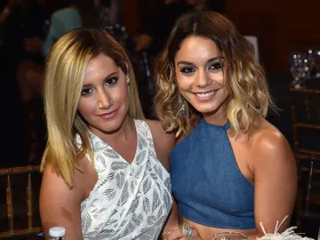 Ashley Tisdale y Vanessa Hudgens Ashley Tisdale y Vanessa Hudgens