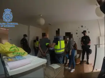 Momento de la detención de los sospechosos Momento de la detención de los sospechosos