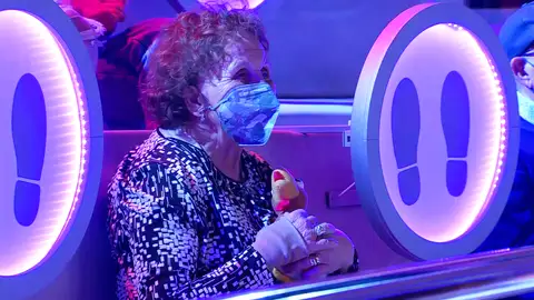 Palmira, molesta con Arturo Valls por su ‘maltrato’ a uno de los símbolos de ‘¡Ahora caigo!’ Palmira, molesta con Arturo Valls por su ‘maltrato’ a uno de los símbolos de ‘¡Ahora caigo!’