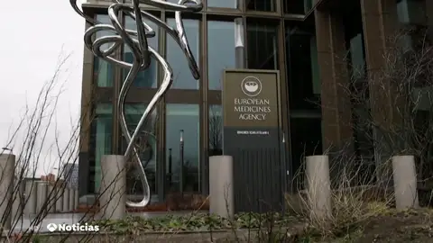 Moderna presenta una solicitud para la aprobación de su vacuna en jóvenes de entre 12 y 17 años Moderna presenta una solicitud para la aprobación de su vacuna en jóvenes de entre 12 y 17 años