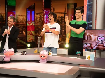 Trancas y Barrancas les retan: ¿Adivinarán Javier Calvo y Javier Ambrossi qué parejas son reales? Trancas y Barrancas les retan: ¿Adivinarán Javier Calvo y Javier Ambrossi qué parejas son reales?