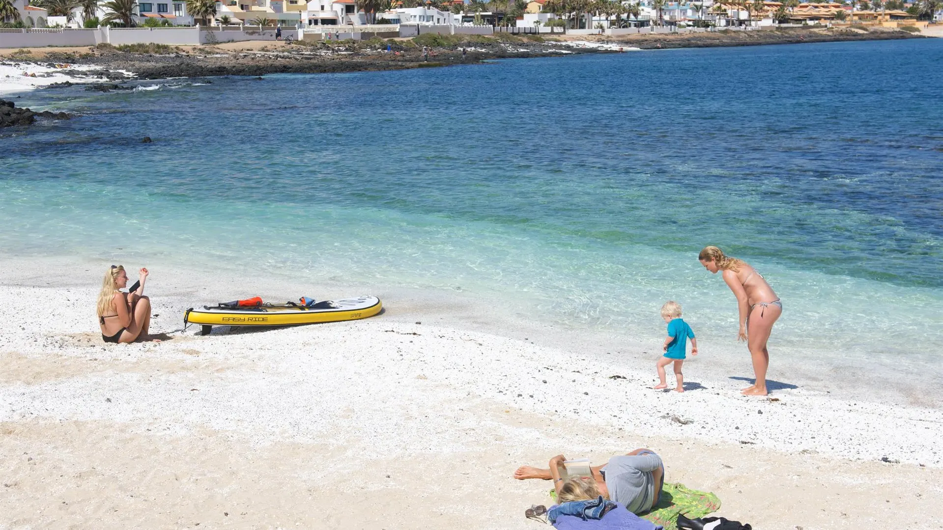 El Reino Unido estudia evaluar por separado a Canarias y Baleares en su semáforo, según su embajador El Reino Unido estudia evaluar por separado a Canarias y Baleares en su semáforo, según su embajador