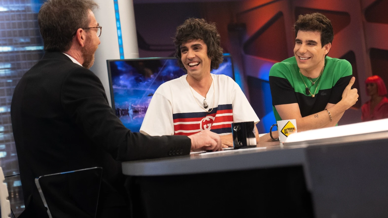 ¿Son Javier Calvo y Javier Ambrossi buenos guardando secretos? Los investigadores de 'Mask Singer' responden 