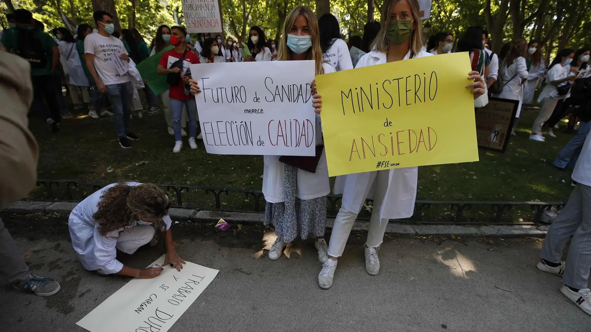 Sanidad ofrece a los MIR que elijan plaza en turnos de 400 personas y crea una aplicaci&oacute;n para ayudarlos