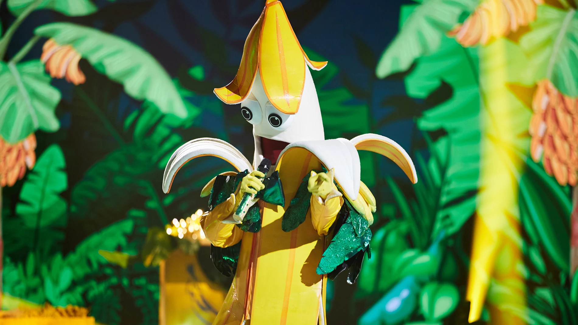 El Plátano conquista al público con ‘Vida de rico’ de Camilo