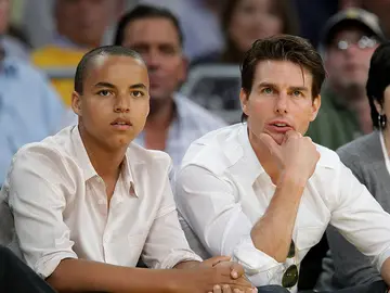 Connor Cruise y su padre, Tom Cruise Connor Cruise y su padre, Tom Cruise