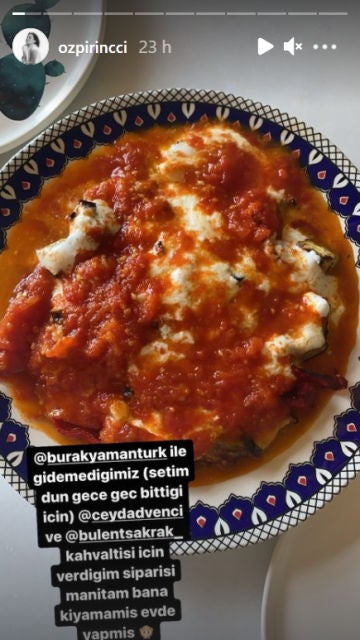 Stories de Özge en Instagram