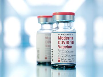 Moderna ve "necesaria" una tercera dosis de la vacuna contra el coronavirus