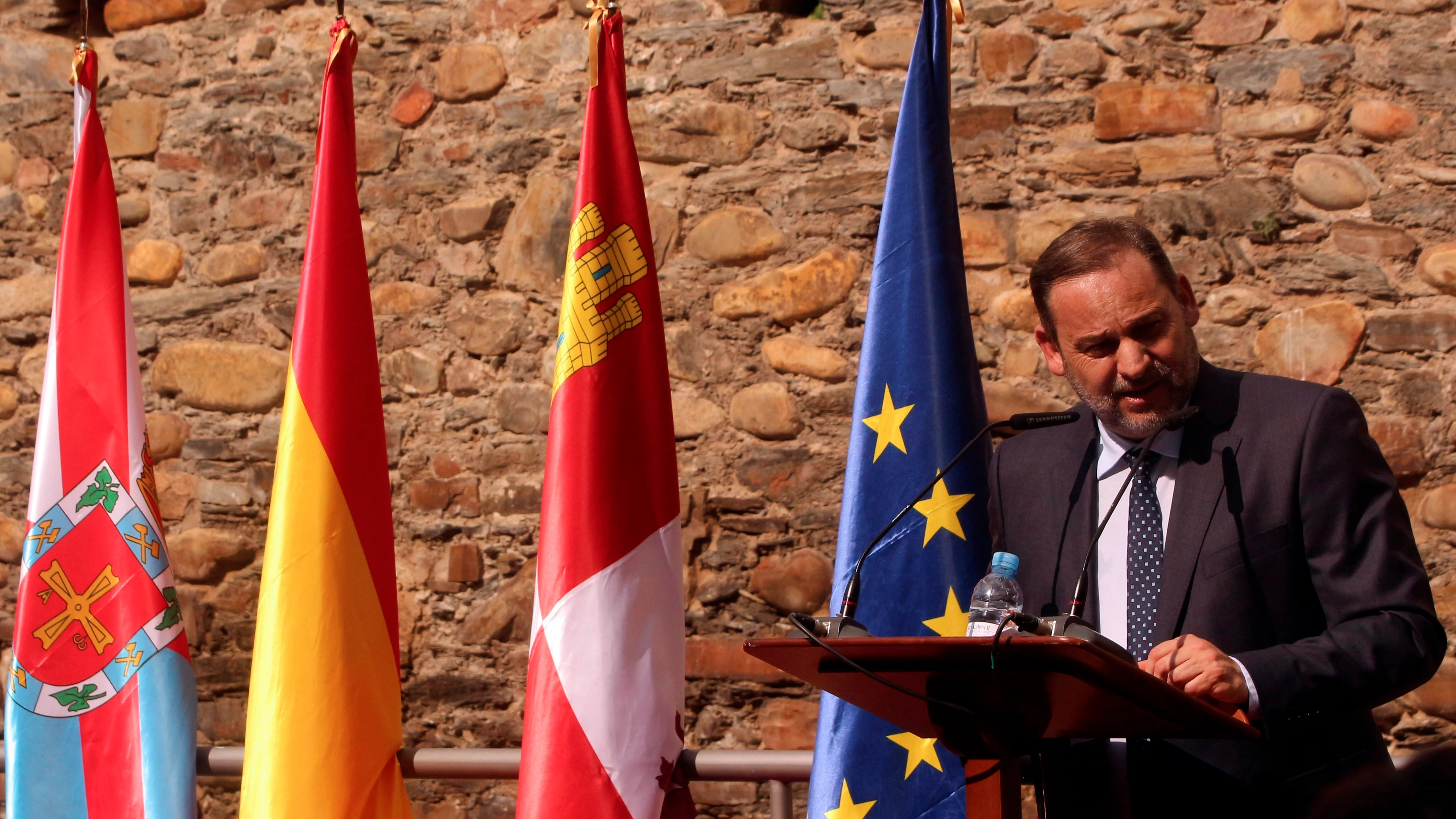 José Luis Ábalos José Luis Ábalos