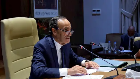 El presidente de la Cámara de Representantes marroquí, Habib el Malki, durante una reunión extraordinaria convocada hoy jueves en Rabat para estudiar con los grupos parlamentarios el resultado de la resolución votada horas antes por el Parlamento Europeo El presidente de la Cámara de Representantes marroquí, Habib el Malki, durante una reunión extraordinaria convocada hoy jueves en Rabat para estudiar con los grupos parlamentarios el resultado de la resolución votada horas antes por el Parlamento Europeo