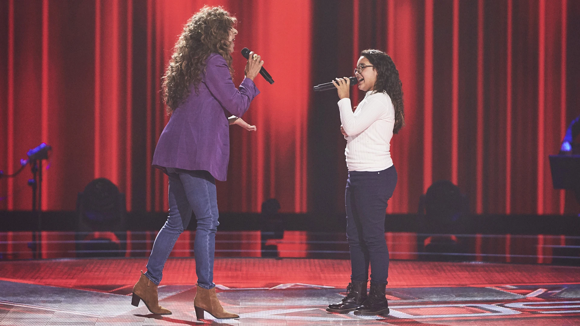 Rosario Flores canta ‘La gata bajo la lluvia’ con Daniela Petit en las Audiciones a ciegas de ‘La Voz Kids’ Rosario Flores canta ‘La gata bajo la lluvia’ con Daniela Petit en las Audiciones a ciegas de ‘La Voz Kids’