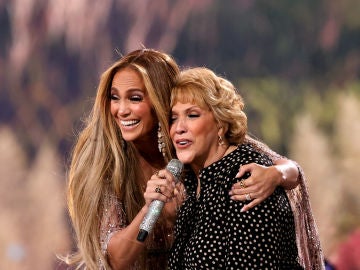 Jennifer Lopez y su madre Guadalupe Rodríguez 