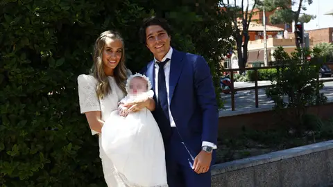 María Pombo y Pablo Castellanos en el bautizo de Martín María Pombo y Pablo Castellanos en el bautizo de Martín