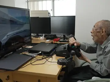 Anciano youtuber con 93 años Anciano youtuber con 93 años