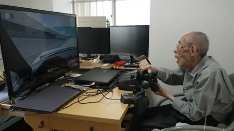 Anciano youtuber con 93 años Anciano youtuber con 93 años