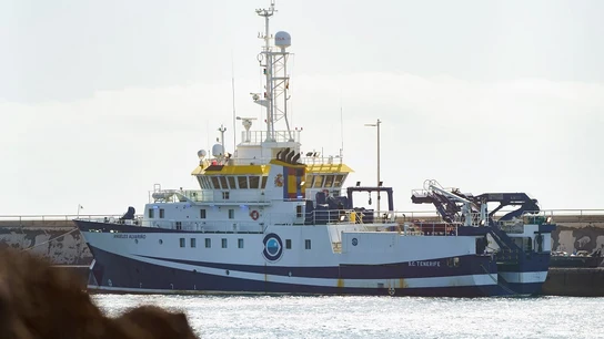 El buque oceanográfico Ángeles Alvariño en el Puerto de Santa Cruz de Tenerife El buque oceanográfico Ángeles Alvariño en el Puerto de Santa Cruz de Tenerife