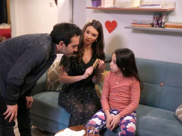 Demir, Candan y Öykü