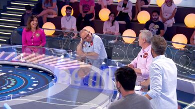 Javier sorprende con un corte de pelo “modernete” en ‘Pasapalabra’ 