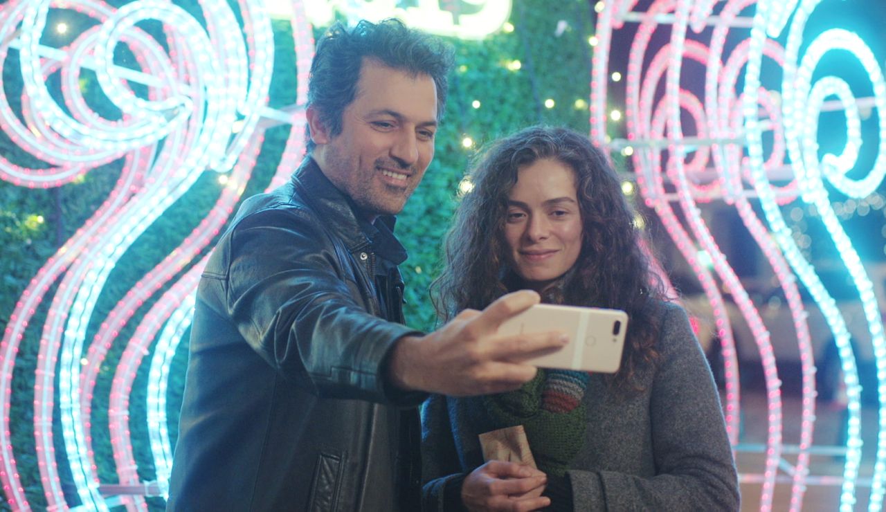 El año nuevo llena a Bahar de esperanza junto a Arif: “Puedo empezar de nuevo” El año nuevo llena a Bahar de esperanza junto a Arif: “Puedo empezar de nuevo”
