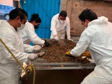 Encuentran cerca de 4.000 restos óseos en el domicilio del 'Monstruo de Ecatepec'
