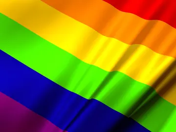 Bandera del orgullo LGTBI: Qué significan los colores y cuál es su origen Bandera del orgullo LGTBI: Qué significan los colores y cuál es su origen
