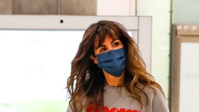 El selfie en el que Nuria Roca enseña el tremendo desorden que hay en su casa 