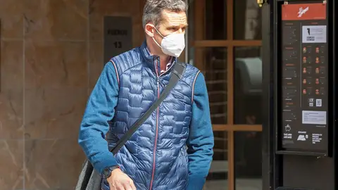 Iñaki Urdangarin sale del despacho de abogados de Vitoria en el que trabaja como consulto Iñaki Urdangarin sale del despacho de abogados de Vitoria en el que trabaja como consulto