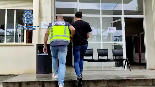 h h