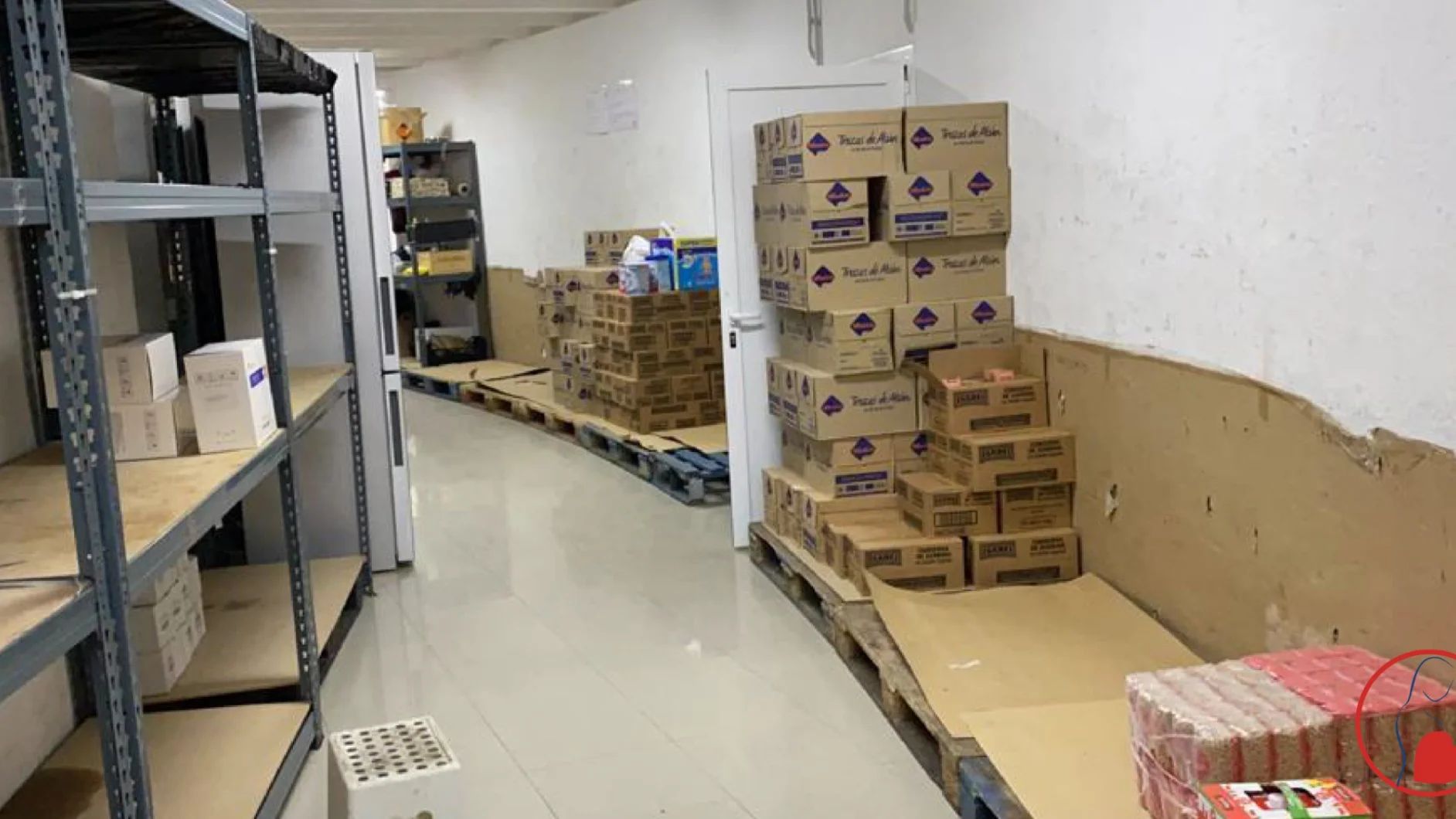 Banco de alimentos desolado