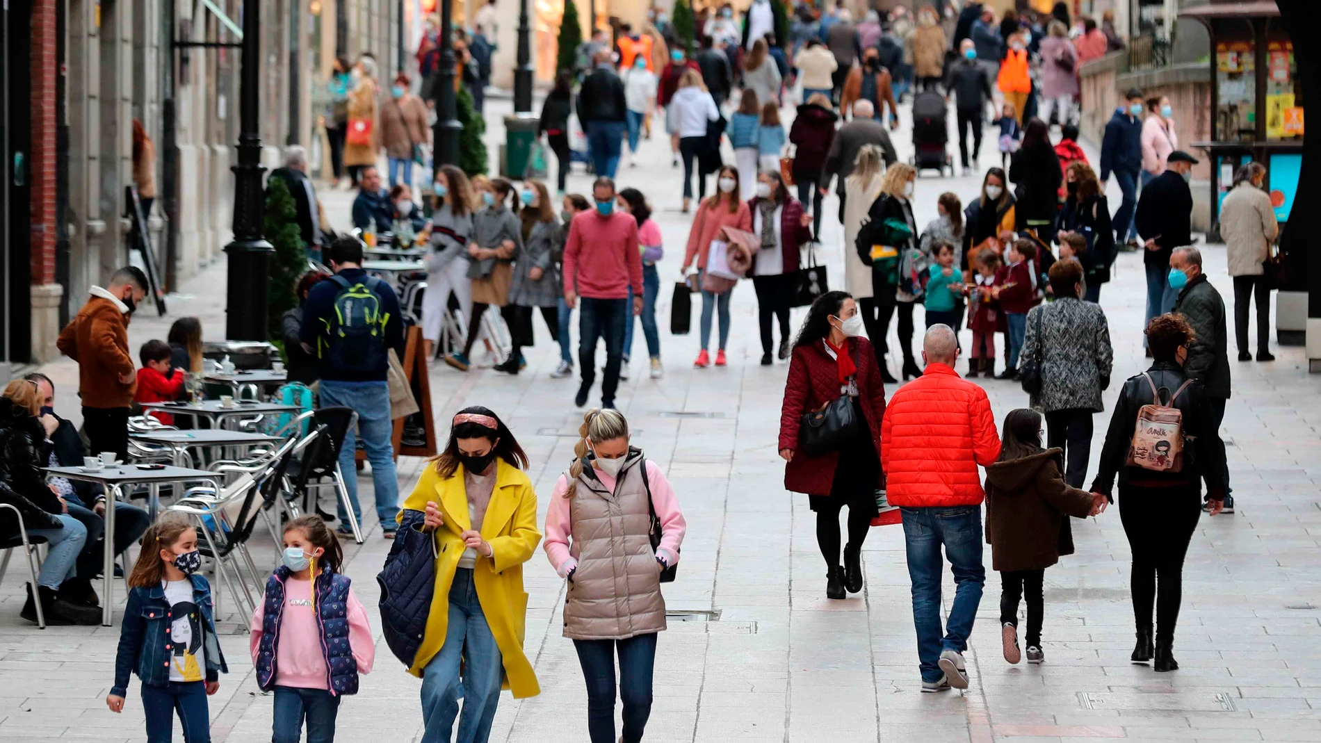 La población de España aumentó en 61.609 personas durante 2020