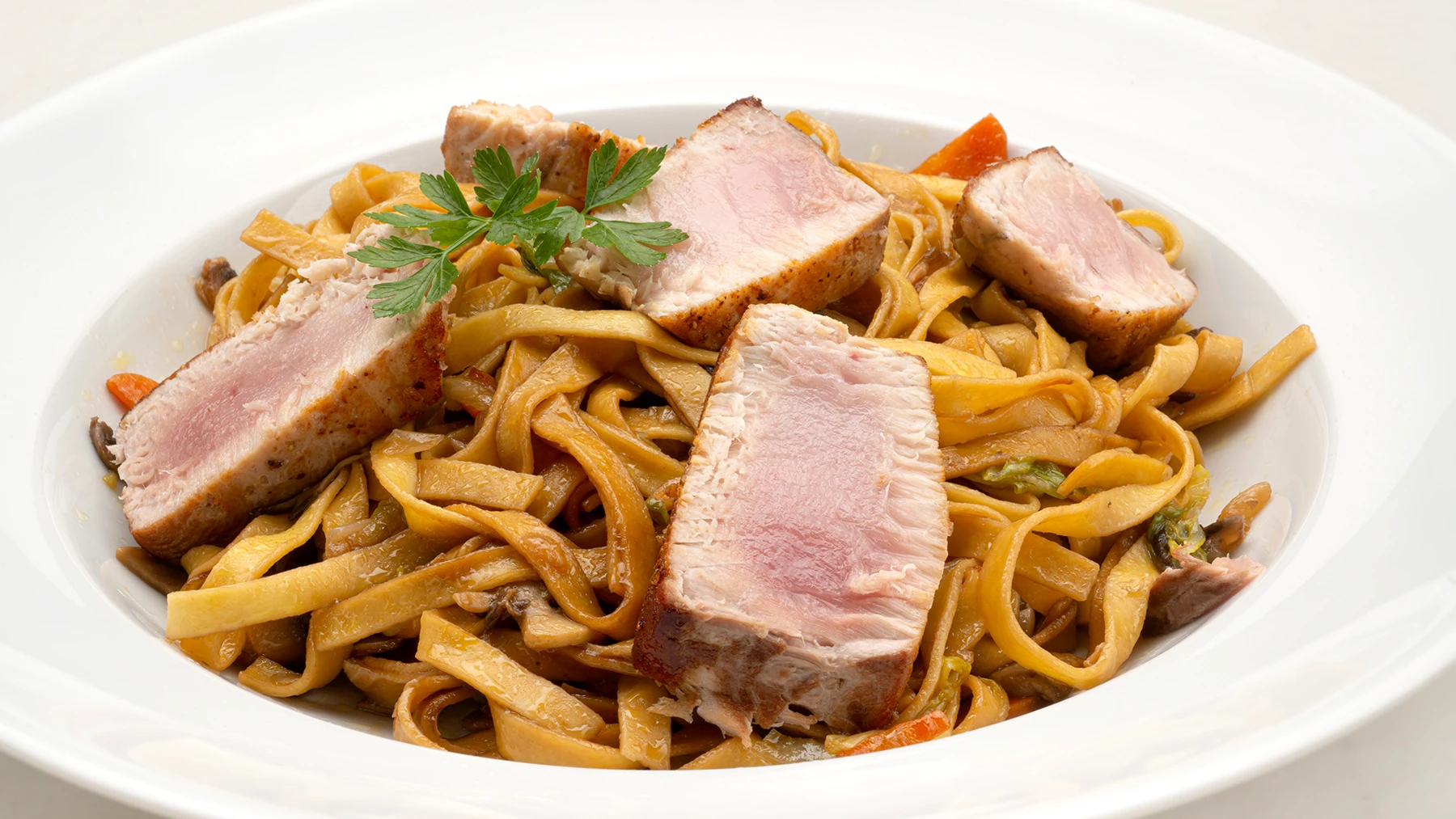 Karlos Arguiñano elabora "pasta fresca en 2 minutos": tallarines con bonito Karlos Arguiñano elabora "pasta fresca en 2 minutos": tallarines con bonito