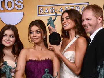 Sarah Hyland, Sofia Vergara, Jesse Tyler y Ariel Winter de 'Modern Family' Sarah Hyland, Sofia Vergara, Jesse Tyler y Ariel Winter de 'Modern Family'