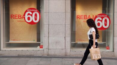 Empiezan las rebajas de verano: Las mejores ofertas en Zara, Massimo Dutti, H&M, Mango, el Corte Inglés o Decathlon