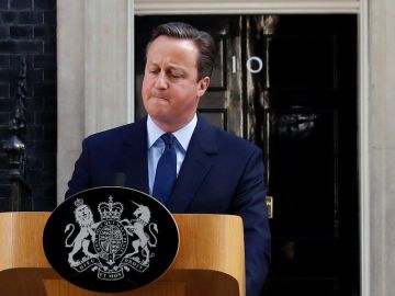 Efemérides de hoy 24 de junio de 2021: David Cameron dimite