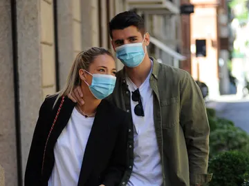 Álvaro Morata y su mujer Alice Campello Álvaro Morata y su mujer Alice Campello