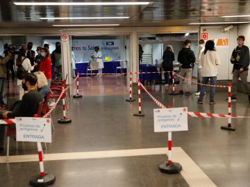 Madrid comienza hoy la realización de test de antígenos gratuitos en el intercambiador de Plaza Castilla