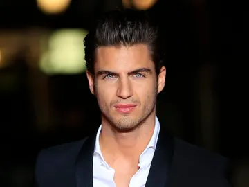 Maxi Iglesias Maxi Iglesias