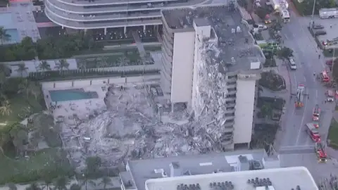 Edificio que ha colapsado parcialmente en Miami Edificio que ha colapsado parcialmente en Miami
