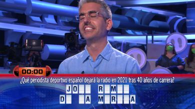 ¡Se echará las manos a la cabeza! Un concursante falla al no reconocer a un clásico periodista deportivo en ‘¡Ahora caigo!’
